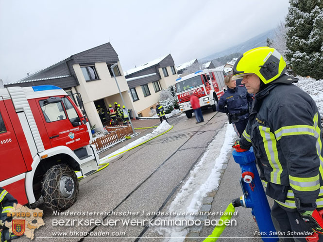 20220124 Wohnhausbrand in Berndorf - 3 Feuerwehren standen im Löscheinsatz   Foto: Stefan Schneider BFK Baden