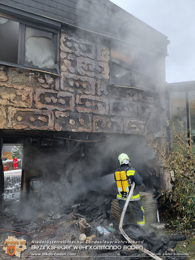 20220124 Wohnhausbrand in Berndorf - 3 Feuerwehren standen im Löscheinsatz   Foto: Stefan Schneider BFK Baden