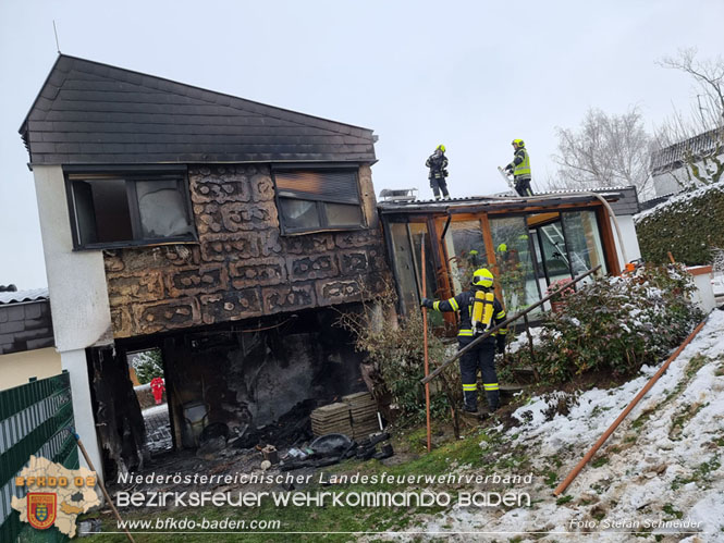 20220124 Wohnhausbrand in Berndorf - 3 Feuerwehren standen im Löscheinsatz   Foto: Stefan Schneider BFK Baden