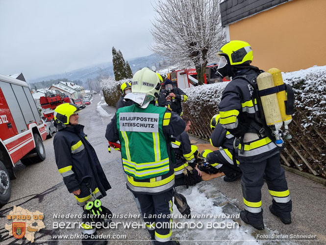 20220124 Wohnhausbrand in Berndorf - 3 Feuerwehren standen im Löscheinsatz   Foto: Stefan Schneider BFK Baden