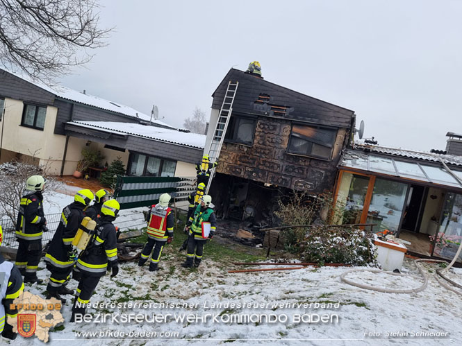 20220124 Wohnhausbrand in Berndorf - 3 Feuerwehren standen im Löscheinsatz   Foto: Stefan Schneider BFK Baden