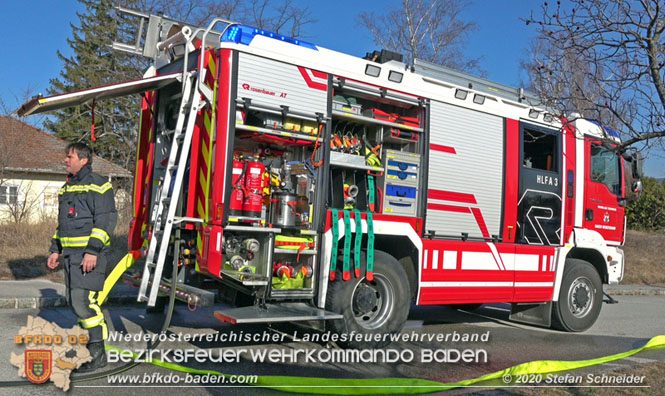 20220301 Sperrmuell geriet in Muellsammelwagen in Brand Foto: Stefan Schneider BFKDO Baden 20220301 Sperrmuell geriet in Muellsammelwagen in Brand Foto: Stefan Schneider BFKDO Baden