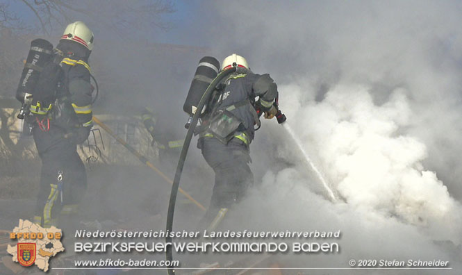 20220301 Sperrmuell geriet in Muellsammelwagen in Brand Foto: Stefan Schneider BFKDO Baden 20220301 Sperrmuell geriet in Muellsammelwagen in Brand Foto: Stefan Schneider BFKDO Baden