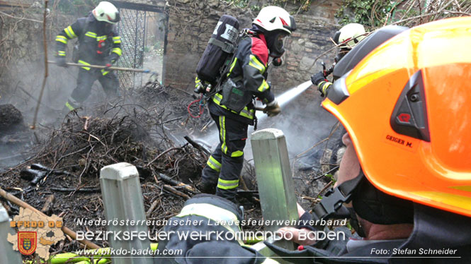 20220304 Brand auf einem Grundstück in Baden Ortsteil Weikersdorf Foto: Stefan Schneider 20220304 Brand auf einem Grundstück in Baden Ortsteil Weikersdorf Foto: Stefan Schneider