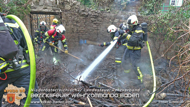 20220304 Brand auf einem Grundstück in Baden Ortsteil Weikersdorf Foto: Stefan Schneider 20220304 Brand auf einem Grundstück in Baden Ortsteil Weikersdorf Foto: Stefan Schneider