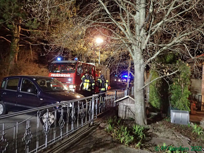 20220313 Brand in einem Wohnhaus in Gainfarn Foto: Freiwillige Feuerwehr Gainfarn 20220313 Brand in einem Wohnhaus in Gainfarn Foto: Freiwillige Feuerwehr Gainfarn