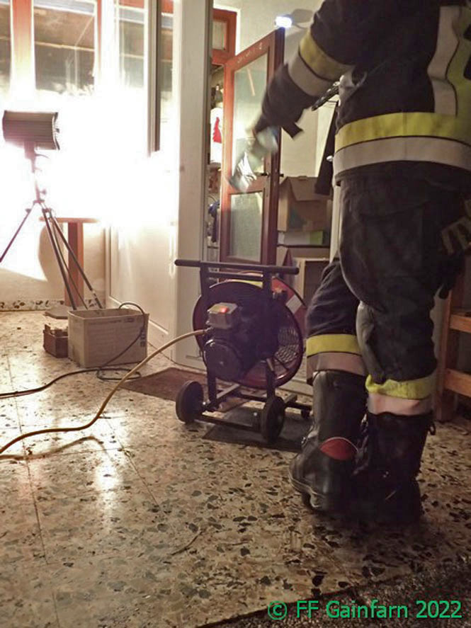 20220313 Brand in einem Wohnhaus in Gainfarn  Foto: Freiwillige Feuerwehr Gainfarn