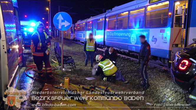 20220316 Verkehrsunfall auf der B17 in Möllersdorf Traiskirchen Foto: Stefan Schneider BFKDO BADEN 20220316 Verkehrsunfall auf der B17 in Möllersdorf Traiskirchen Foto: Stefan Schneider BFKDO BADEN