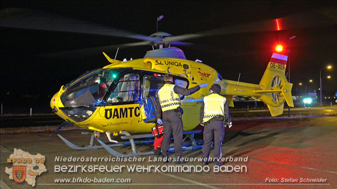 20220316 Verkehrsunfall auf der B17 in Möllersdorf Traiskirchen Foto: Stefan Schneider BFKDO BADEN 20220316 Verkehrsunfall auf der B17 in Möllersdorf Traiskirchen Foto: Stefan Schneider BFKDO BADEN