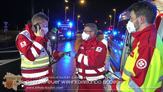 20220316 Verkehrsunfall auf der B17 in Möllersdorf Traiskirchen Foto: Stefan Schneider BFKDO BADEN 20220316 Verkehrsunfall auf der B17 in Möllersdorf Traiskirchen Foto: Stefan Schneider BFKDO BADEN
