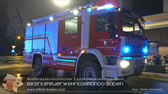 20220316 Verkehrsunfall auf der B17 in Möllersdorf Traiskirchen Foto: Stefan Schneider BFKDO BADEN 20220316 Verkehrsunfall auf der B17 in Möllersdorf Traiskirchen Foto: Stefan Schneider BFKDO BADEN