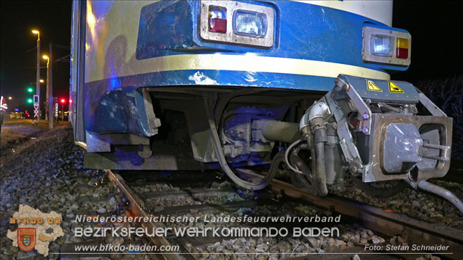 20220316 Verkehrsunfall auf der B17 in Möllersdorf Traiskirchen Foto: Stefan Schneider BFKDO BADEN 20220316 Verkehrsunfall auf der B17 in Möllersdorf Traiskirchen Foto: Stefan Schneider BFKDO BADEN