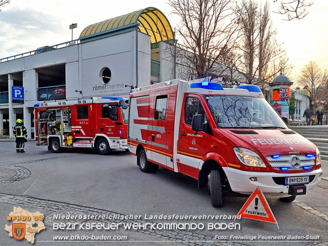 20220317 Auto Billard im Parkdeck Roemertherme Baden Foto: Freiwillige Feuerwehr Baden-Stadt 20220317 Auto Billard im Parkdeck Roemertherme Baden Foto: Freiwillige Feuerwehr Baden-Stadt