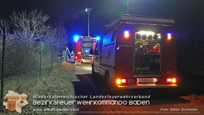 20220317 Fahrzeugebergung in Oeynhausen-Tribuswinkel Foto: Stefan Schneider 20220317 Fahrzeugebergung in Oeynhausen-Tribuswinkel Foto: Stefan Schneider