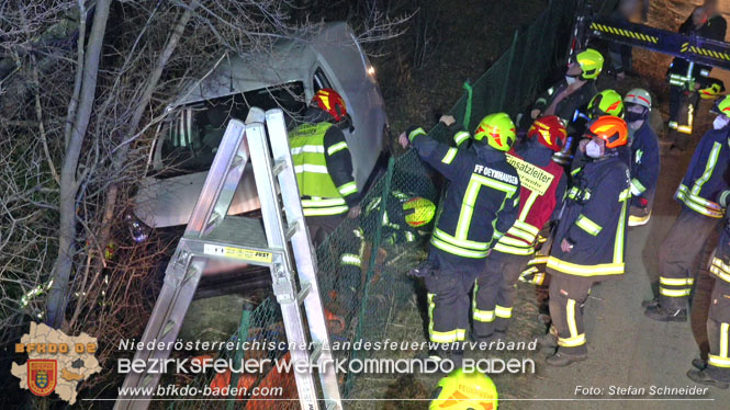 20220317 Fahrzeugebergung in Oeynhausen-Tribuswinkel Foto: Stefan Schneider 20220317 Fahrzeugebergung in Oeynhausen-Tribuswinkel Foto: Stefan Schneider