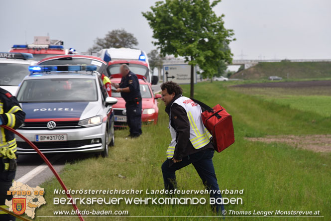 20220507 Verkehrsunfall mit eingeklemmter Person auf der LB16 Foto: Thomas Lenger Monatsrevue.at 20220507 Verkehrsunfall mit eingeklemmter Person auf der LB16 Foto: Thomas Lenger Monatsrevue.at