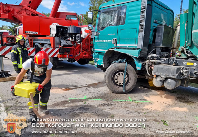 20220712 Folgenschwerer Verkehrsunfall auf der L157 Umfahrung Oeynhausen Foto: Stefan Schneider 20220712 Folgenschwerer Verkehrsunfall auf der L157 Umfahrung Oeynhausen Foto: Stefan Schneider