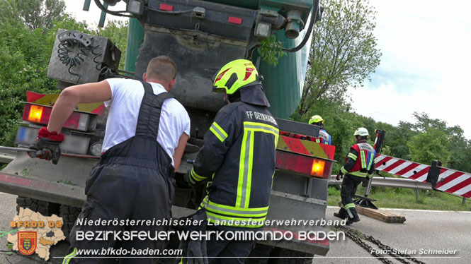 20220712 Folgenschwerer Verkehrsunfall auf der L157 Umfahrung Oeynhausen Foto: Stefan Schneider 20220712 Folgenschwerer Verkehrsunfall auf der L157 Umfahrung Oeynhausen Foto: Stefan Schneider