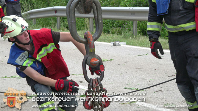 20220712 Folgenschwerer Verkehrsunfall auf der L157 Umfahrung Oeynhausen Foto: Stefan Schneider 20220712 Folgenschwerer Verkehrsunfall auf der L157 Umfahrung Oeynhausen Foto: Stefan Schneider
