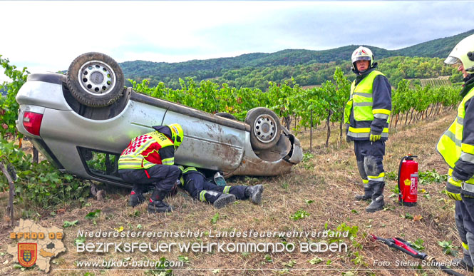 20220806 Alarmierte Menschrettung nach Verkehrsunfall auf der Weinbergstrasse L151 zwischen Gumpoldskirchen und Pfaffstätten   Foto: Stefan Schneider BFK BADEN