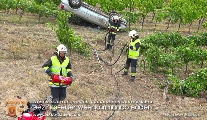 20220806 Alarmierte Menschrettung nach Verkehrsunfall auf der Weinbergstrasse L151 zwischen Gumpoldskirchen und Pfaffstätten   Foto: Stefan Schneider BFK BADEN