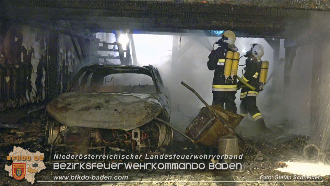 20220812 Großbrand mitten im Ortszentrum von Klausen-Leopoldsdorf   Foto: Stefan Schneider BFKDO BADEN