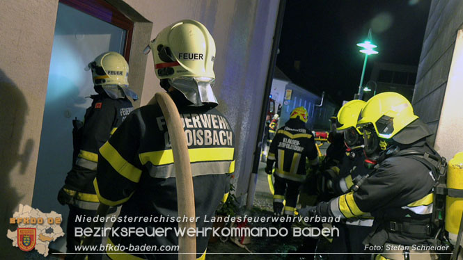 20220812 Großbrand mitten im Ortszentrum von Klausen-Leopoldsdorf   Foto: Stefan Schneider BFKDO BADEN