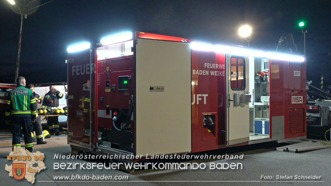 20220812 Großbrand mitten im Ortszentrum von Klausen-Leopoldsdorf   Foto: Stefan Schneider BFKDO BADEN