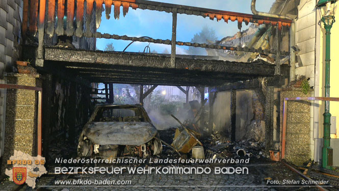 20220812 Großbrand mitten im Ortszentrum von Klausen-Leopoldsdorf   Foto: Stefan Schneider BFKDO BADEN