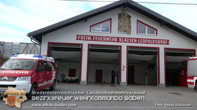 20220812 Großbrand mitten im Ortszentrum von Klausen-Leopoldsdorf   Foto: Stefan Schneider BFKDO BADEN