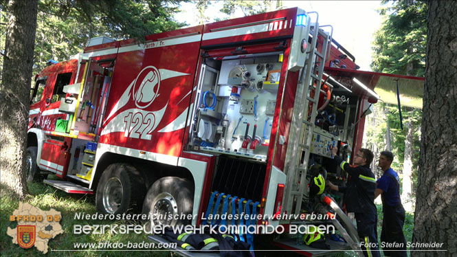 20220816 Waldbrand "Steinwand" Furth a.d.Triesting Foto: Stefan Schneider BFKDO BADEN 20220816 Waldbrand "Steinwand" Furth a.d.Triesting Foto: Stefan Schneider BFKDO BADEN
