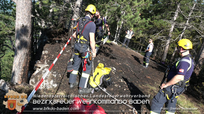 20220816 Waldbrand "Steinwand" Furth a.d.Triesting Foto: Stefan Schneider BFKDO BADEN 20220816 Waldbrand "Steinwand" Furth a.d.Triesting Foto: Stefan Schneider BFKDO BADEN
