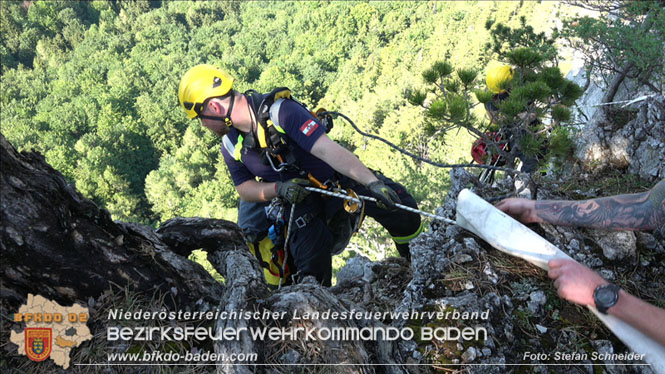 20220816 Waldbrand "Steinwand" Furth a.d.Triesting Foto: Stefan Schneider BFKDO BADEN 20220816 Waldbrand "Steinwand" Furth a.d.Triesting Foto: Stefan Schneider BFKDO BADEN