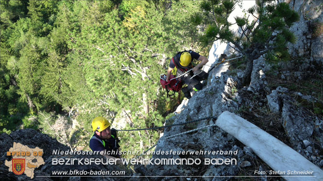20220816 Waldbrand "Steinwand" Furth a.d.Triesting Foto: Stefan Schneider BFKDO BADEN 20220816 Waldbrand "Steinwand" Furth a.d.Triesting Foto: Stefan Schneider BFKDO BADEN