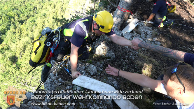 20220816 Waldbrand "Steinwand" Furth a.d.Triesting Foto: Stefan Schneider BFKDO BADEN 20220816 Waldbrand "Steinwand" Furth a.d.Triesting Foto: Stefan Schneider BFKDO BADEN