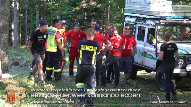 20220816 Waldbrand "Steinwand" Furth a.d.Triesting Foto: Stefan Schneider BFKDO BADEN 20220816 Waldbrand "Steinwand" Furth a.d.Triesting Foto: Stefan Schneider BFKDO BADEN