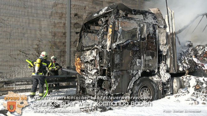 20220817 LKW Brand auf der A21 Höhe Klausen-Leopoldsdorf Foto: Stefan Schneider BFKDO BADEN 20220817 LKW Brand auf der A21 Höhe Klausen-Leopoldsdorf Foto: Stefan Schneider BFKDO BADEN