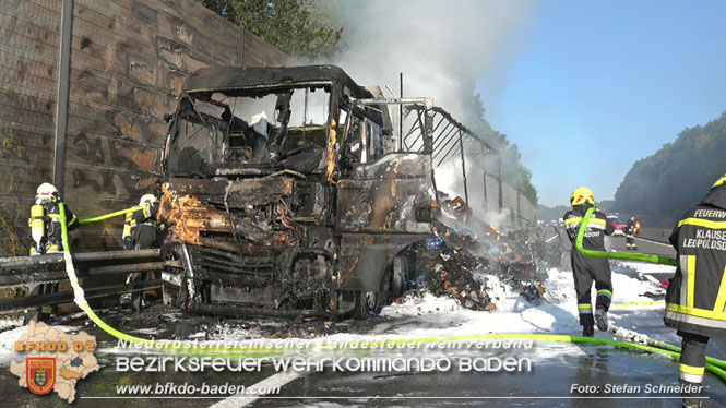20220817 LKW Brand auf der A21 Höhe Klausen-Leopoldsdorf Foto: Stefan Schneider BFKDO BADEN 20220817 LKW Brand auf der A21 Höhe Klausen-Leopoldsdorf Foto: Stefan Schneider BFKDO BADEN