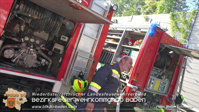 20220817 LKW Brand auf der A21 Höhe Klausen-Leopoldsdorf Foto: Stefan Schneider BFKDO BADEN 20220817 LKW Brand auf der A21 Höhe Klausen-Leopoldsdorf Foto: Stefan Schneider BFKDO BADEN