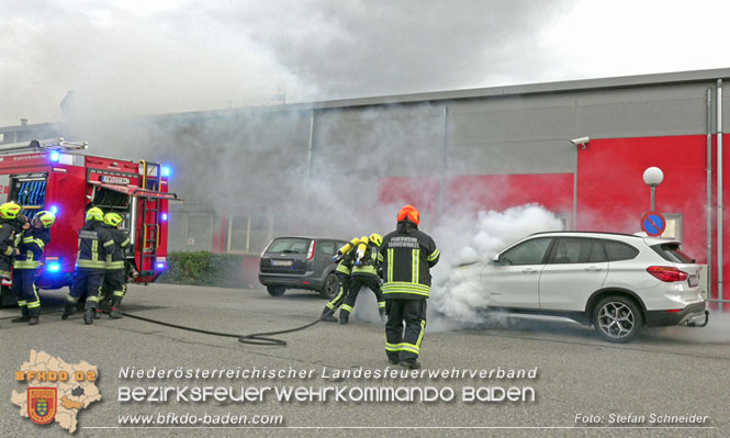 20220821 Fahrzeugbrand in Tribuswinkel Foto: Stefan Schneider BFKDO BADEN 20220821 Fahrzeugbrand in Tribuswinkel Foto: Stefan Schneider BFKDO BADEN