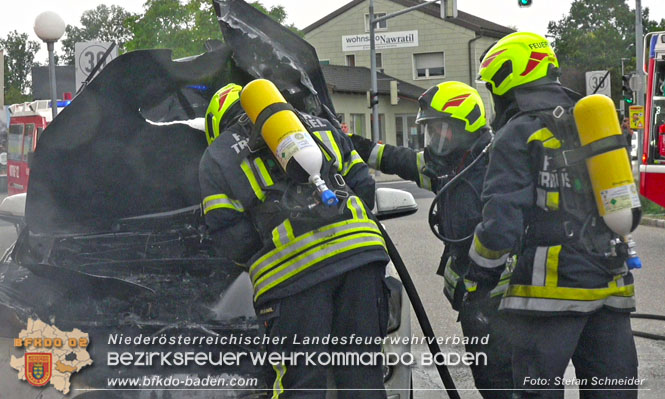 20220821 Fahrzeugbrand in Tribuswinkel Foto: Stefan Schneider BFKDO BADEN 20220821 Fahrzeugbrand in Tribuswinkel Foto: Stefan Schneider BFKDO BADEN