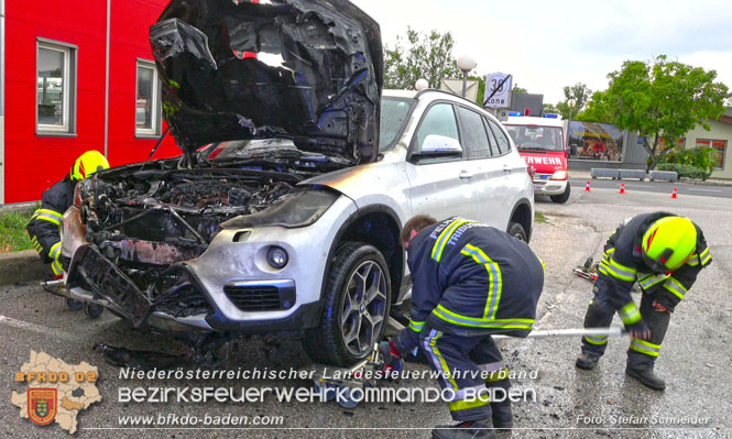 20220821 Fahrzeugbrand in Tribuswinkel Foto: Stefan Schneider BFKDO BADEN 20220821 Fahrzeugbrand in Tribuswinkel Foto: Stefan Schneider BFKDO BADEN