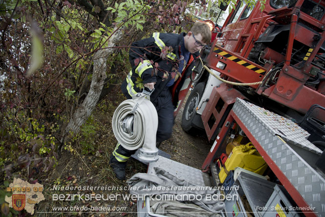 20221015 Fischbestand in Gefahr - Feuerwehr pumpt über 3 Millionen Liter Wasser Foto: Stefan Schneider BFKDO BADEN 20221015 Fischbestand in Gefahr - Feuerwehr pumpt über 3 Millionen Liter Wasser Foto: Stefan Schneider BFKDO BADEN