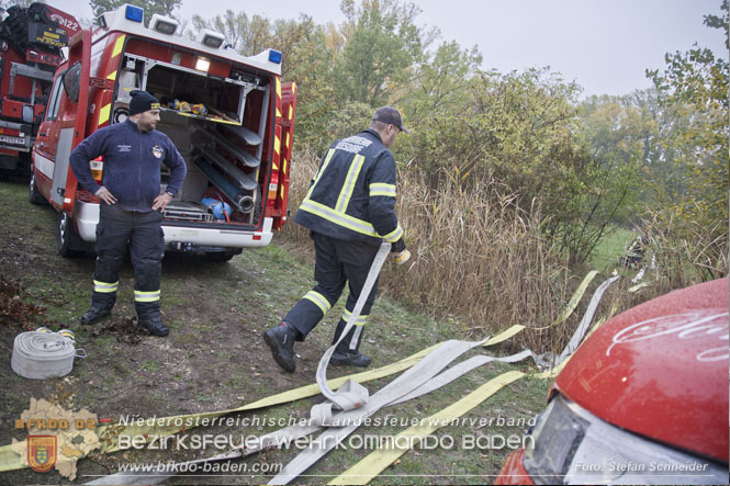 20221015 Fischbestand in Gefahr - Feuerwehr pumpt über 3 Millionen Liter Wasser Foto: Stefan Schneider BFKDO BADEN 20221015 Fischbestand in Gefahr - Feuerwehr pumpt über 3 Millionen Liter Wasser Foto: Stefan Schneider BFKDO BADEN