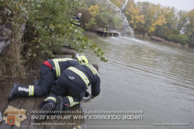 20221015 Fischbestand in Gefahr - Feuerwehr pumpt über 3 Millionen Liter Wasser Foto: Stefan Schneider BFKDO BADEN 20221015 Fischbestand in Gefahr - Feuerwehr pumpt über 3 Millionen Liter Wasser Foto: Stefan Schneider BFKDO BADEN