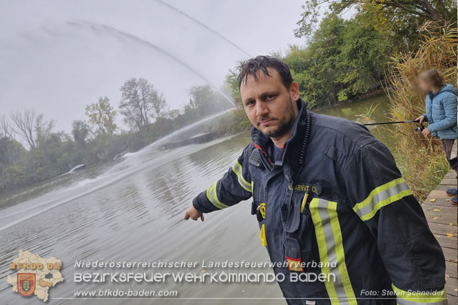 20221015 Fischbestand in Gefahr - Feuerwehr pumpt über 3 Millionen Liter Wasser Foto: Stefan Schneider BFKDO BADEN 20221015 Fischbestand in Gefahr - Feuerwehr pumpt über 3 Millionen Liter Wasser Foto: Stefan Schneider BFKDO BADEN