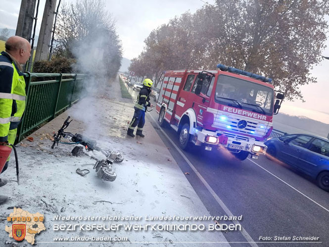 20221117 E-Scooter fängt während der Fahrt Feuer  Foto: Stefan Schneider
