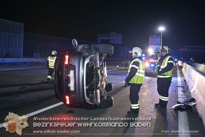 20221120 Verkehrsunfall auf der A2 bei Baden RFB Süd  Foto: Stefan Schneider BFKDO BADEN
