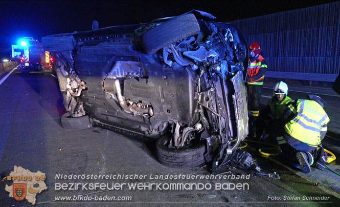 20221120 Verkehrsunfall auf der A2 bei Baden RFB Süd  Foto: Stefan Schneider BFKDO BADEN
