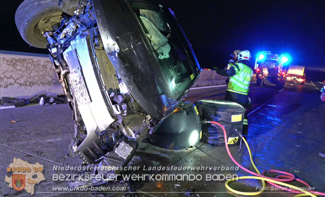 20221120 Verkehrsunfall auf der A2 bei Baden RFB Süd  Foto: Stefan Schneider BFKDO BADEN